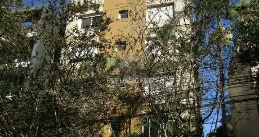 Apartamento à venda no centro histórico com 49m² e 1 dormitório/quarto disponível.