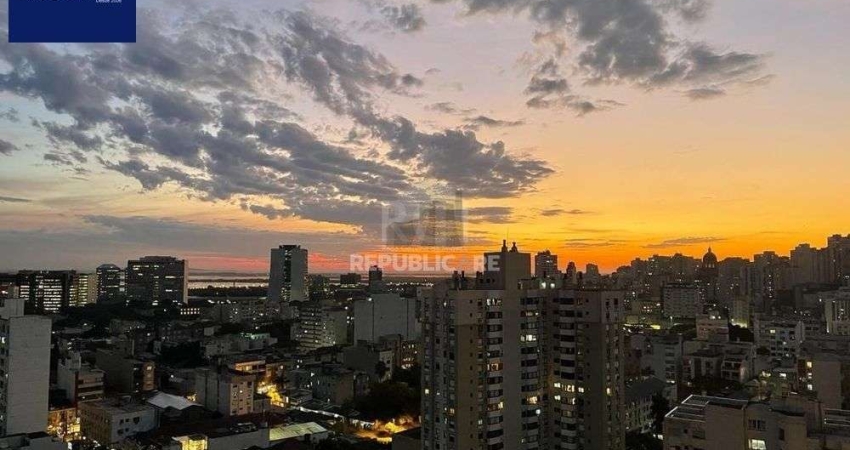 Apartamento de 2 quartos, suíte e 1 vaga de garagem no bairro Cidade Baixa