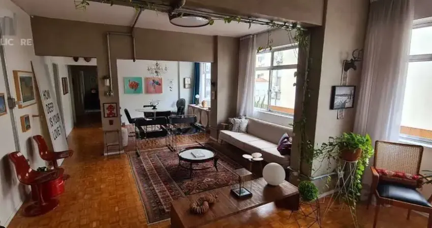 Apartamento à venda no centro histórico com 3 dormitórios/quartos e 160,73 m²