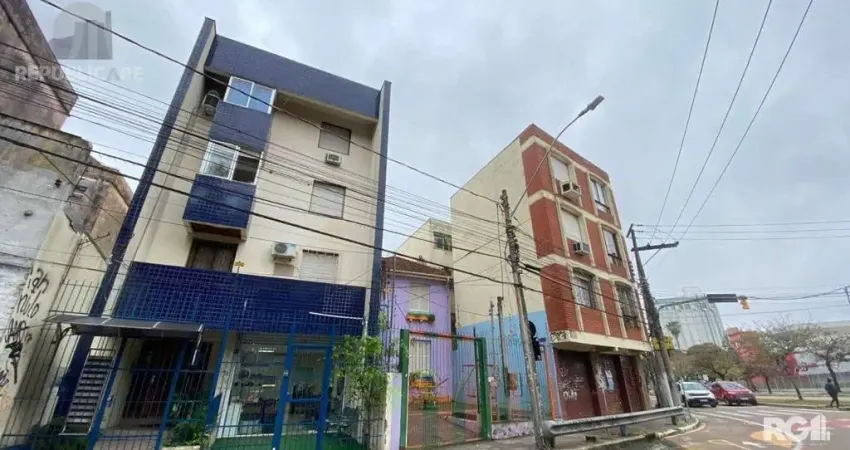 Apartamento à venda na cidade baixa com 36m² e 1 dormitório/quarto disponível.