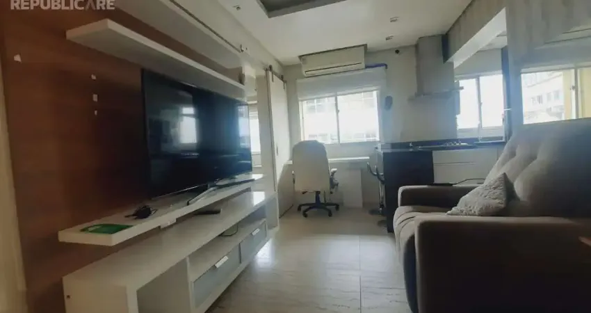 Apartamento à venda no centro histórico com 1 dormitório e 35 m² de área útil