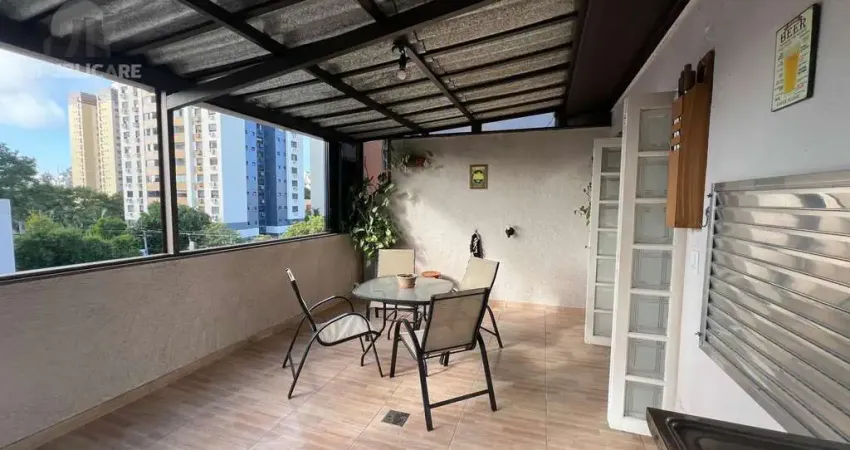 Cobertura à venda no menino deus com 100 m² e 1 dormitório disponível.