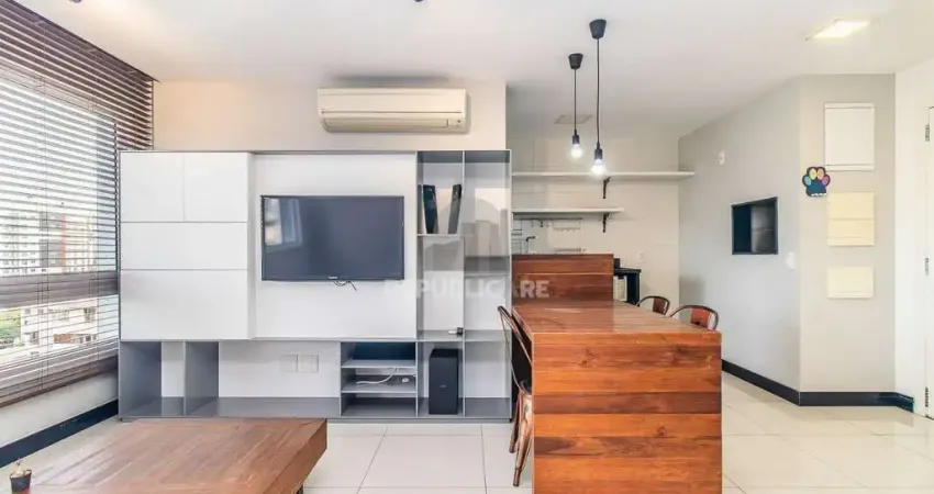 Apartamento 1 dormitório (reversível para 2) | Suíte | Semi Mobiliado
