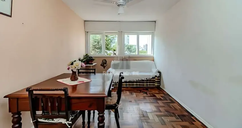 Vende-se apartamento com 3 quartos - Petrópolis