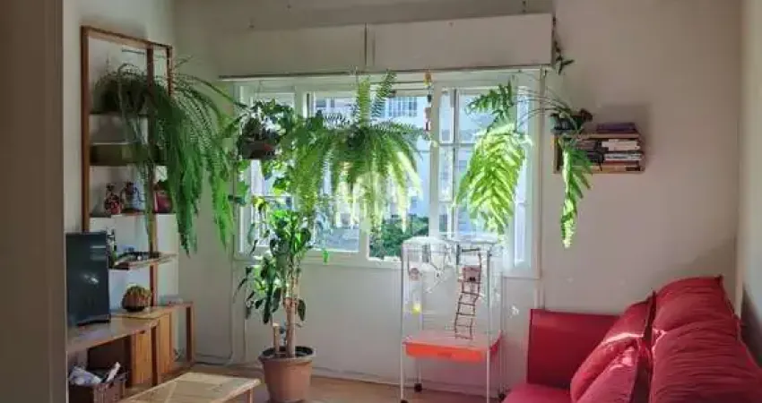 Apartamento à venda com 69m² localizado no bairro floresta - 2 dormitórios/quartos.