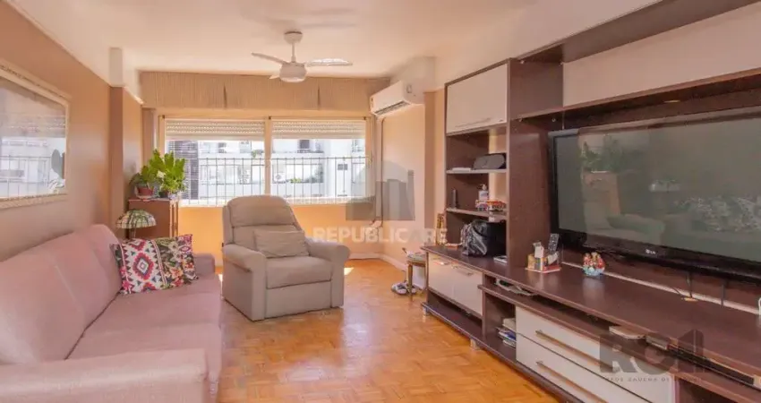 Apartamento de 3 quartos, sacada, dependência de empregada e 1 vaga de garagem