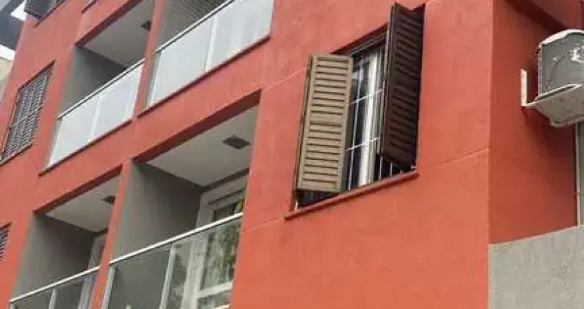 Apartamento à venda no centro histórico com 46 m² e 1 dormitório/quarto disponível!