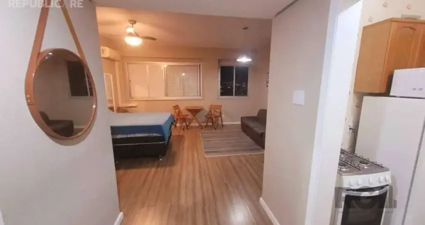 Apartamento à venda no centro histórico com 1 dormitório e 39 m² de área útil