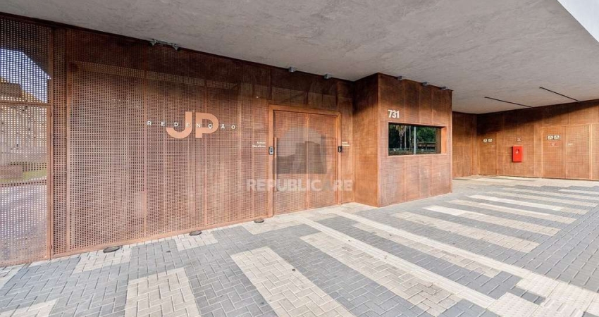 Apartamento tipo Stúdio, um dormitório em frente à Rendenção