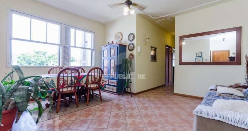 Apartamento com 3 dormitórios em prédio com elevador no Bairro Santa Cecília