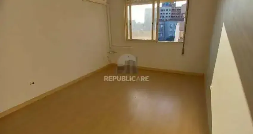 Vende-se amplo apartamento de 2 quartos, 1 vaga e 78m² - Santa Cecília