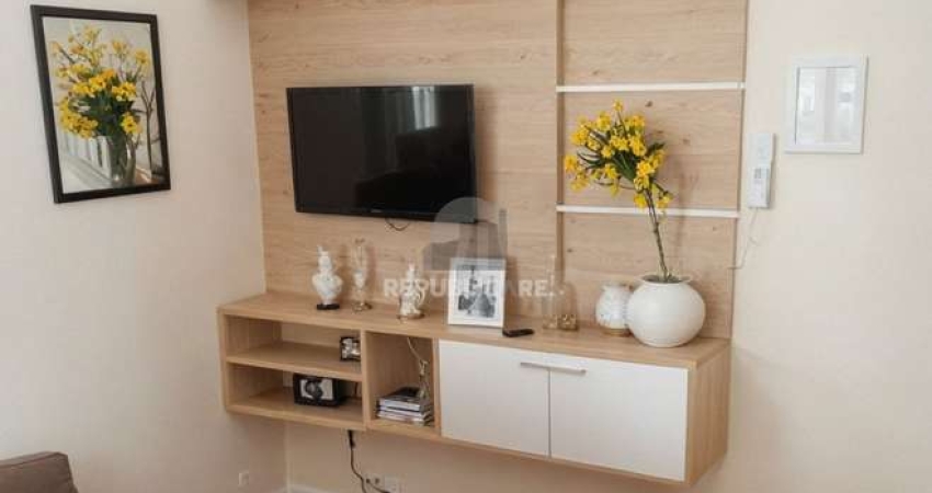 Vende-se apartamento de 1 dormitório e 41m² - Menino Deus