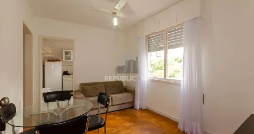 Condomínio Edifício das Nações Apartamento de 2 Dormitórios no Bairro Petrópolis