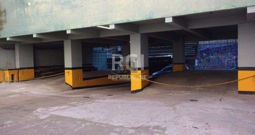 Box para Venda - 12m², 0 dormitórios, 1 vaga - Centro Histórico