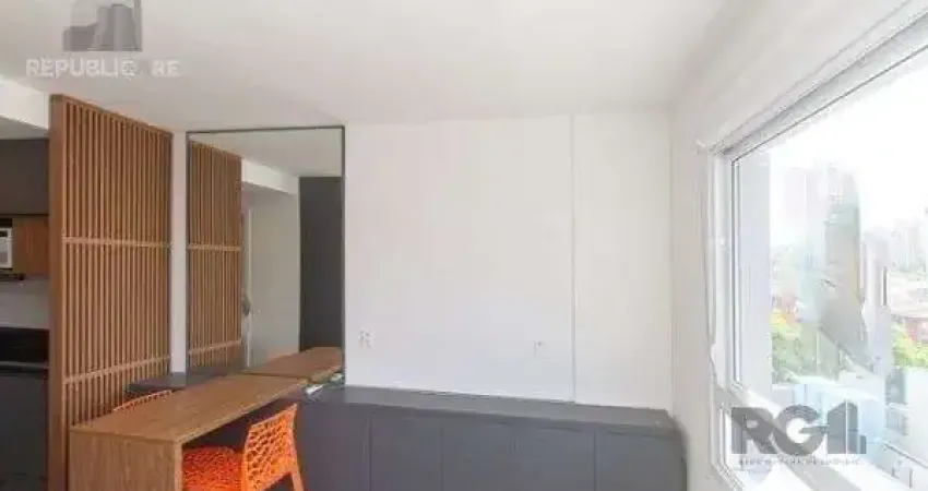 Apartamento à venda no bairro partenon com 25 m² e 1 dormitório/quarto.