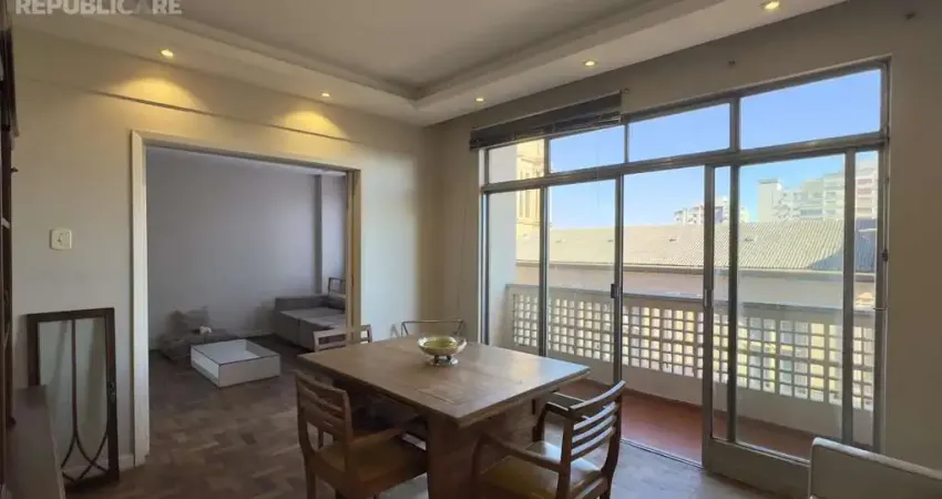 Apartamento à venda no centro histórico com 3 dormitórios/quartos e 119 m².