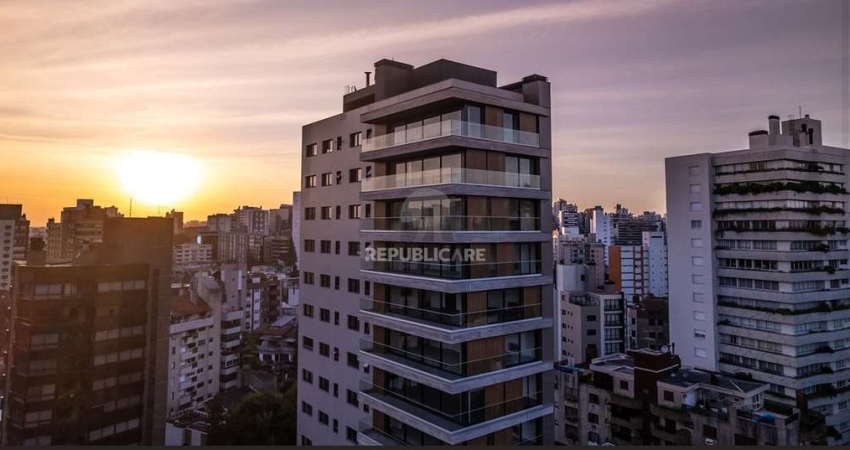 Apartamento de alto padrão construtivo com 209 m² com 3 suítes e 4 vagas, para v