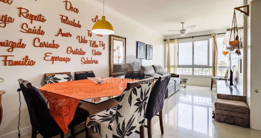 Apartamento à venda no bairro Cristo Redentor em Porto Alegre/RS
