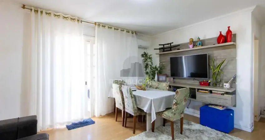 Apartamento com 88m², 2 dormitórios, 1 suíte, vaga coberta, no bairro Tristeza.