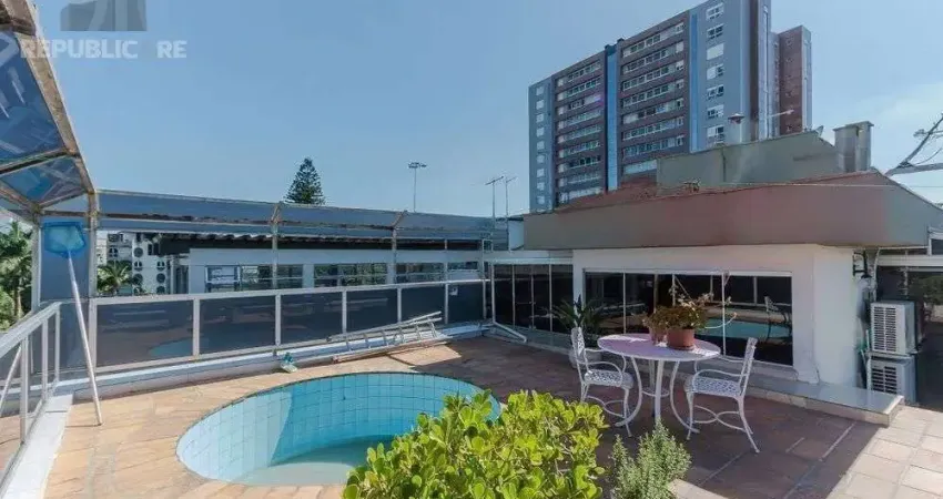 Cobertura à venda com 3 dormitórios em são joão, área útil de 221m².