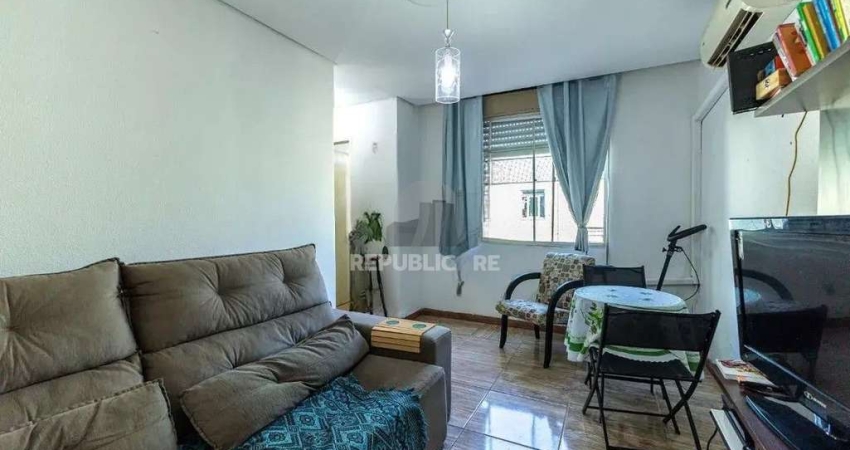 Apartamento 2 dormitórios e vaga rotativa na Protásio Alves