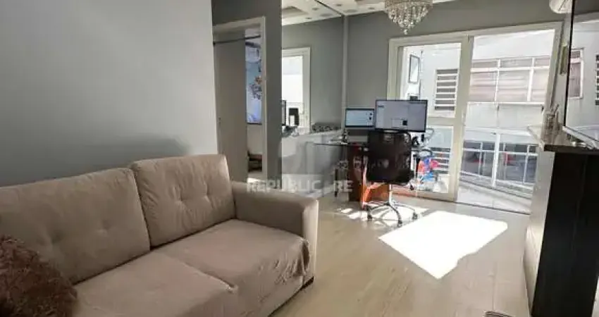 Apartamento Semimobiliado à Venda no Bairro Passo da Areia- Res. Saint Raphael