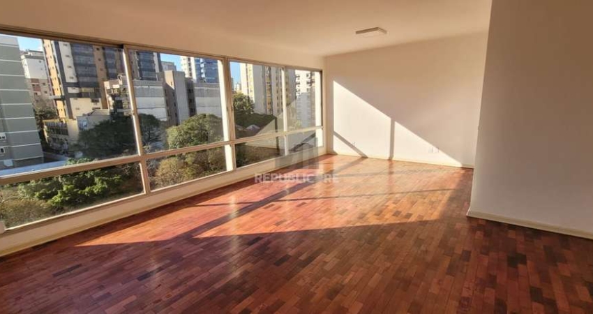 VENDA APARTAMENTO 3 DORMITÓRIOS, SUITE, GARAGEM, ELEVADOR, VISTA, EXCELENTE ORIE