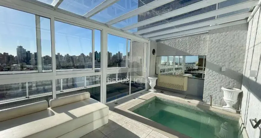 Apartamento com 90m², 2 dorm,  com vaga para 02  carros no Petrópolis.