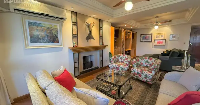 Apartamento à venda no bairro petrópolis com 166 m² e 4 dormitórios/quartos disponíveis.