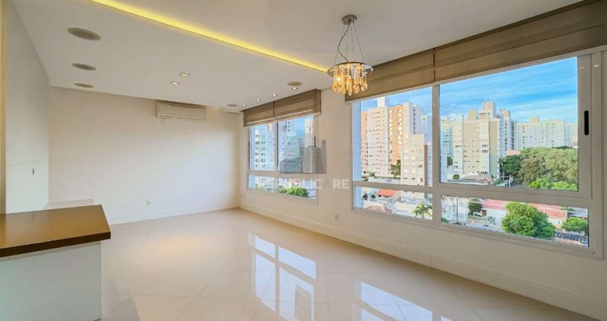 Apartamento com 3 quartos (1 suíte) e 2 vagas no Bairro Passo da Areia.
