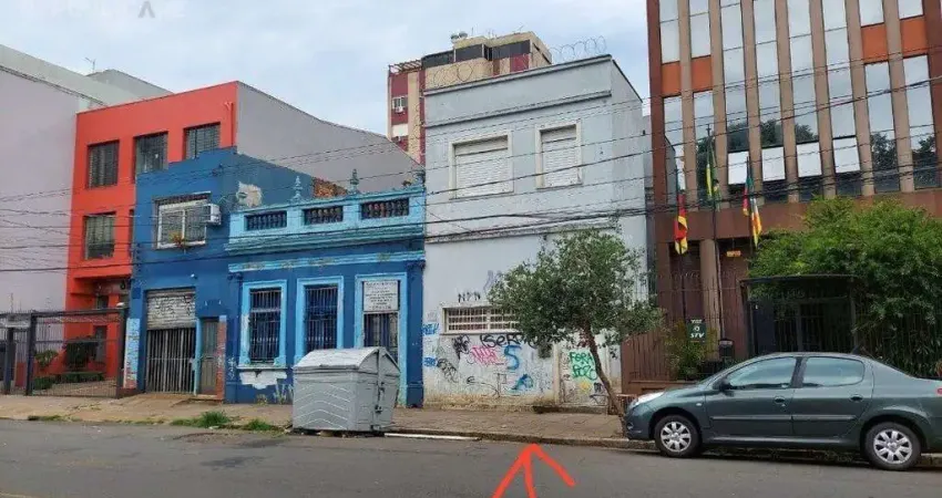 Edifício comercial à venda no centro histórico com área de 154m² disponível!