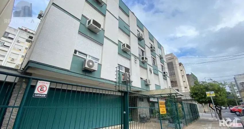 Apartamento à venda no centro histórico com 3 dormitórios e 80 m² de área útil