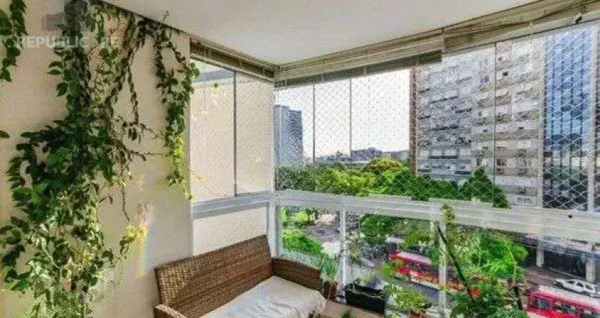 Apartamento à venda no centro histórico com 86 m² e 3 dormitórios. oportunidade!