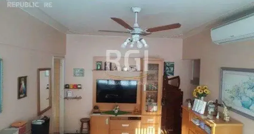 Apartamento à venda com 70m², 2 dormitórios/quartos no centro histórico.