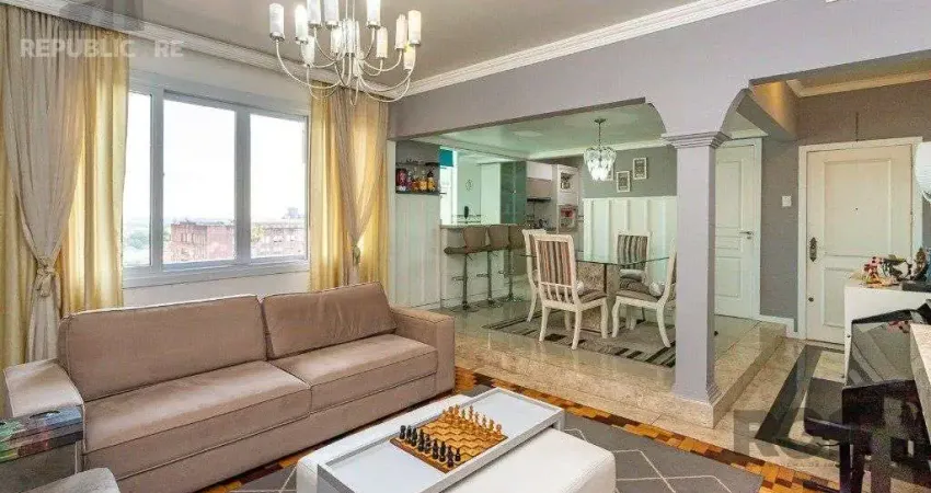 Apartamento à venda no centro histórico com 2 dormitórios/quartos e 114 m².
