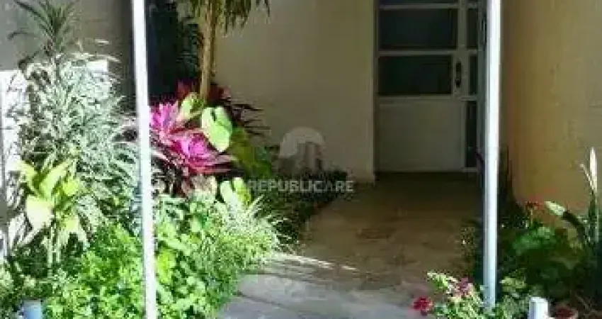 Apartamento 2 dormitórios à venda Teresópolis Porto Alegre/RS
