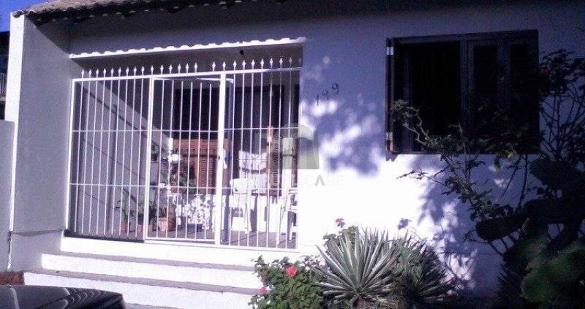 Casa para Venda - 120m², 2 dormitórios, 2 vagas - Jardim Floresta