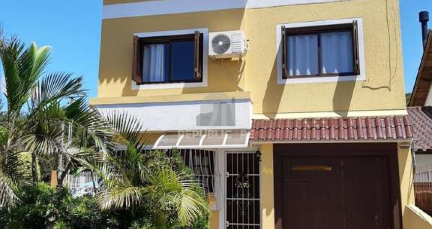 Casa 3 dormitórios à venda Espírito Santo Porto Alegre/RS