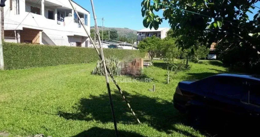 Casa para Venda - 69m², 2 dormitórios, 5 vagas - Vila Nova