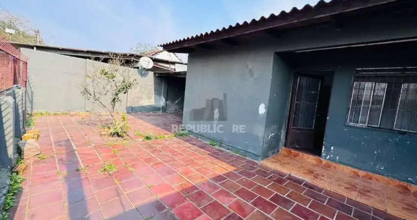 Casa com 3 quartos à venda na Acesso F, 392, Restinga, Porto Alegre