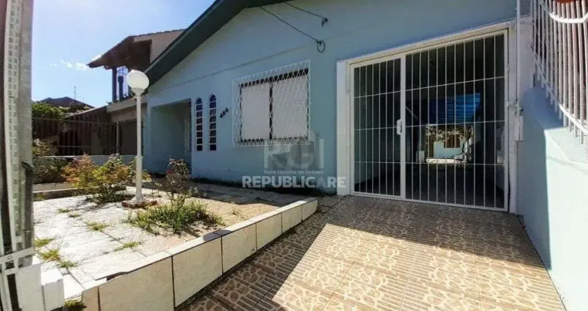 Casa para Venda - 149m², 3 dormitórios, sendo 1 suites, 3 vagas - Jardim Sabará
