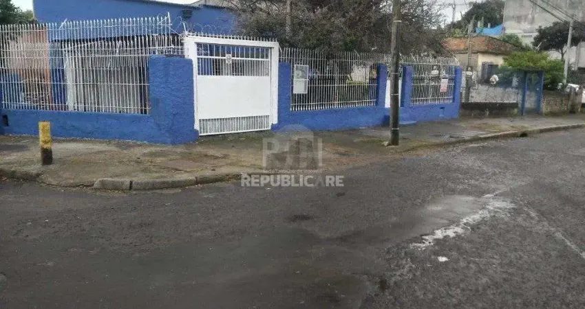 Casa para Venda - 90m², 3 dormitórios, sendo 1 suites, 1 vaga - Passo das Pedras