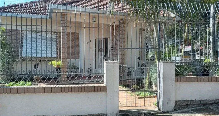 Casa residencial à venda no bairro teresópolis com 3 dormitórios e 384 m².