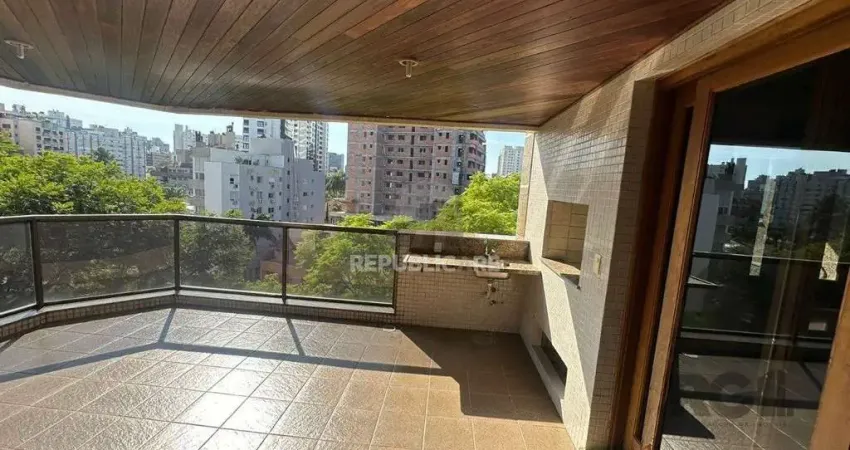 Apartamento de 3 quartos, suíte e 3 vagas de garagem no bairro Bela Vista