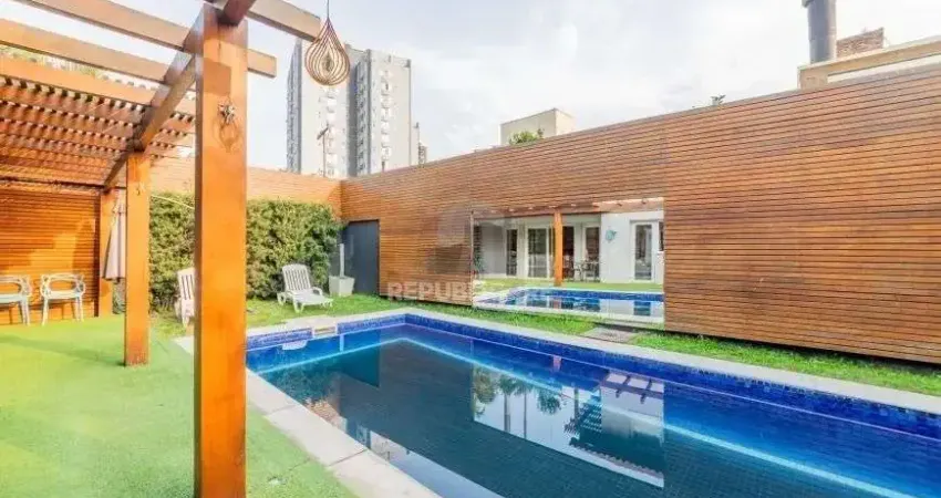 Casa alto padrão com 3 suítes e piscina no Boa Vista