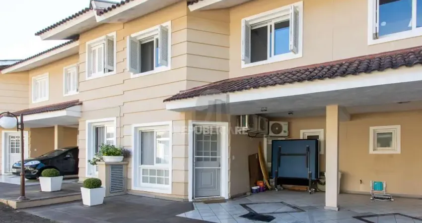 Casa em condomínio, com 3 quartos, com suíte, 2 vagas cobertas, churrasqueira, n