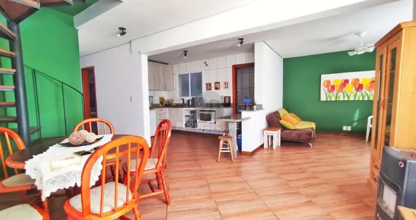 3 Dormitórios, sendo 1 Suíte Master •	Living com Dois Ambientes – no Bairro Alto