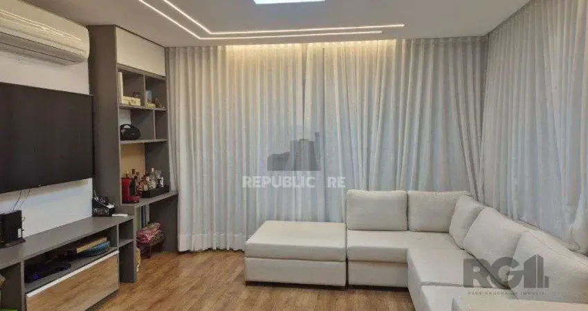 Apartamento 03 dormitorios com suite em Porto Alegre=RS