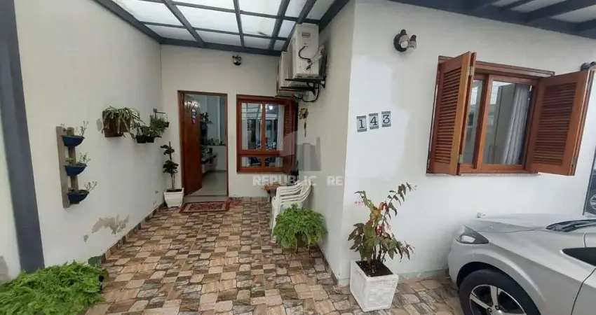 CASA NO LAGOS DE NOVA IPANEMA - 2 QUARTOS E ATELIER NO PISO SUPERIOR