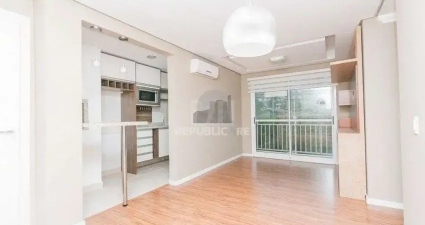 Apartamento para Venda - 72.01m², 3 dormitórios, sendo 1 suites, 1 vaga - Camaqu